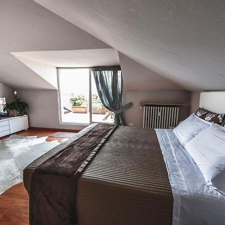 Cute & Cozy Terrace Apartment แบร์กาโม ห้อง รูปภาพ