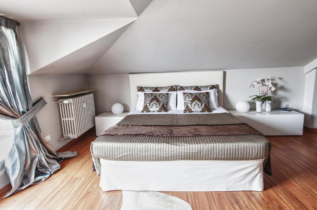 Cute & Cozy Terrace Apartment แบร์กาโม ห้อง รูปภาพ