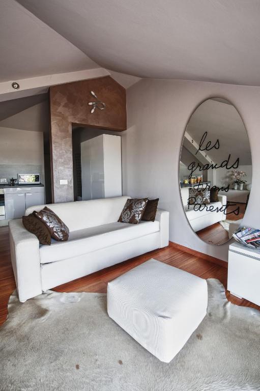 Cute & Cozy Terrace Apartment แบร์กาโม ห้อง รูปภาพ
