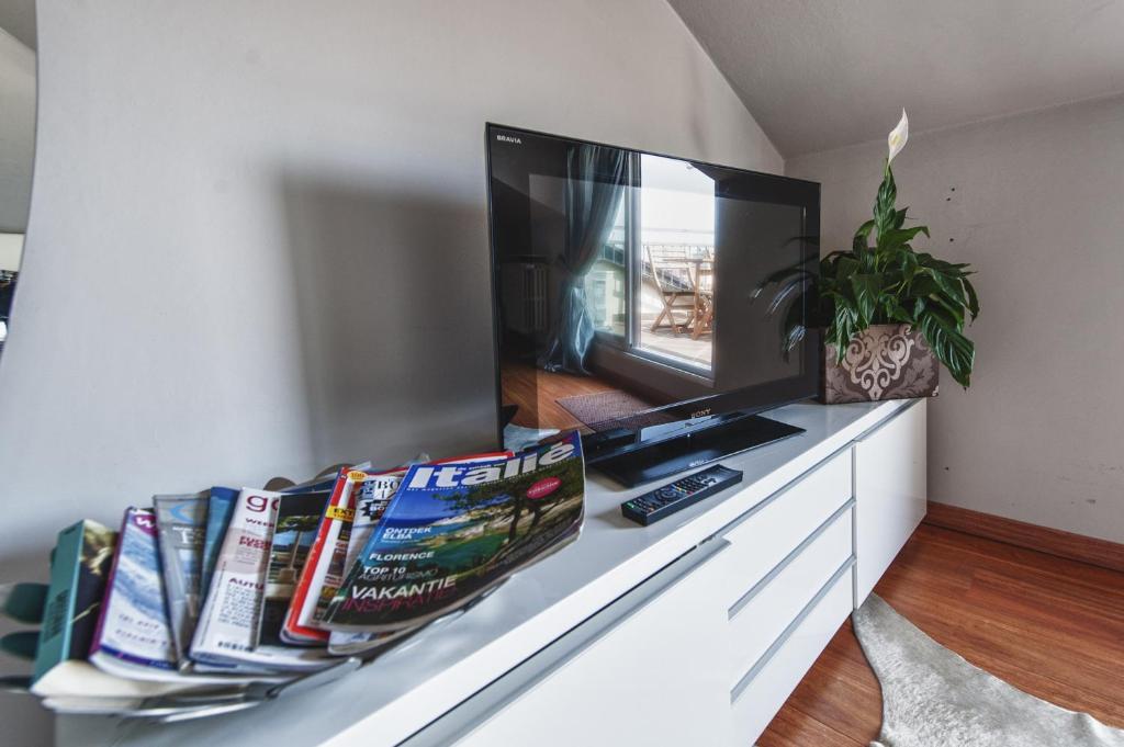 Cute & Cozy Terrace Apartment แบร์กาโม ห้อง รูปภาพ